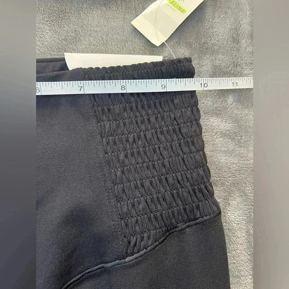 AERIE Real Me 7/8 legging, size Small in Black, BNWT - Picture 8 of 9